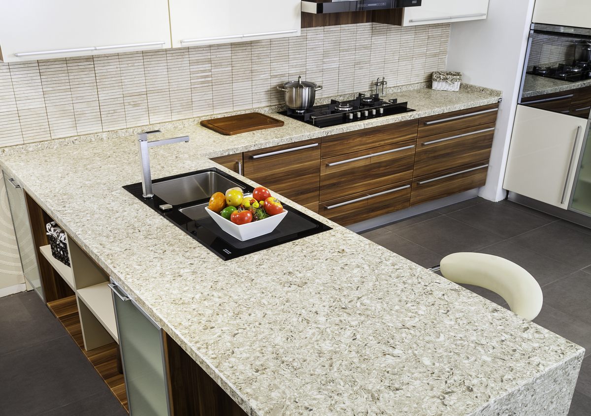 Kitchen countertops and their role: how to restore those units professionally?