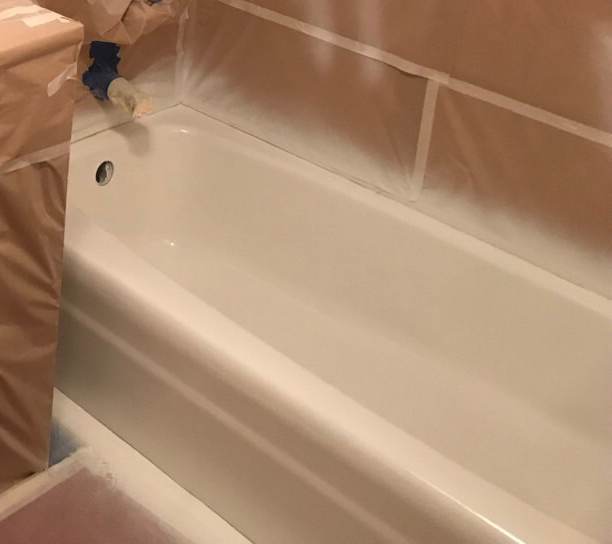 Enamel tubs: their main advantages over the analogues