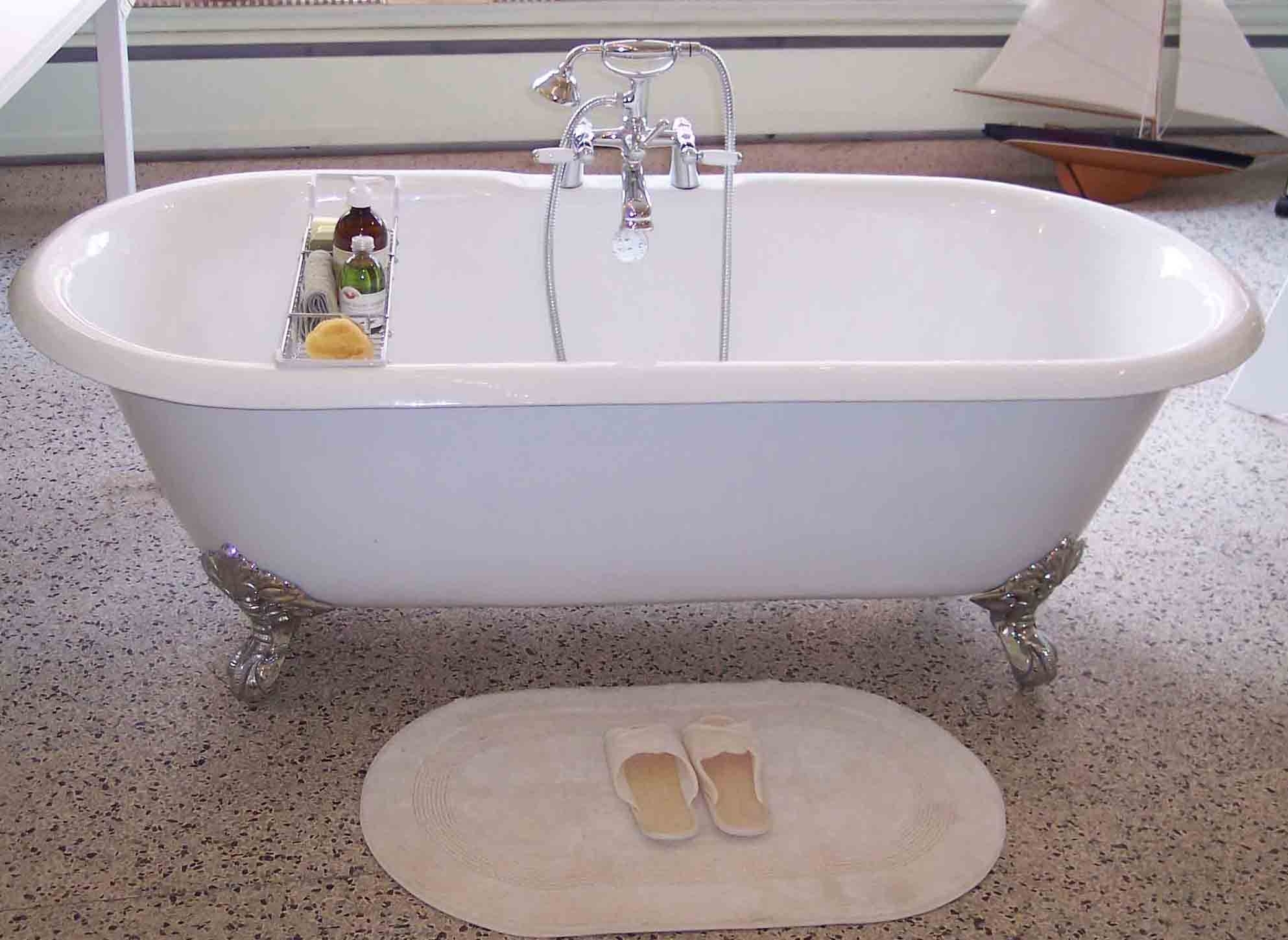 Reglazing as Perfect Alternative for Tile or Bathtub Replacement
