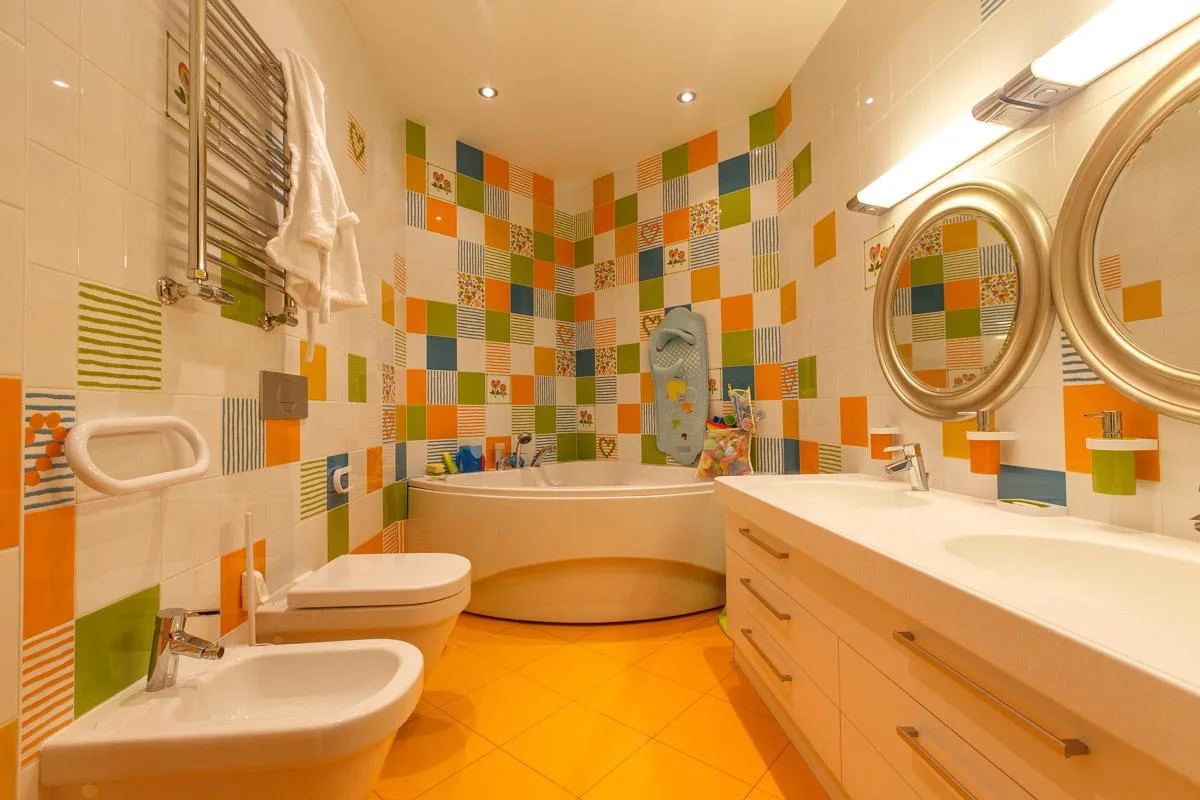 Color Your Bath: Choosing the Right Hue for Reglazing