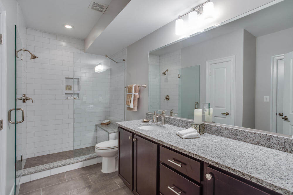 Obtaining Perfectly Looking Bathroom Sink from the Dingy Old-fashioned One Without Replacement