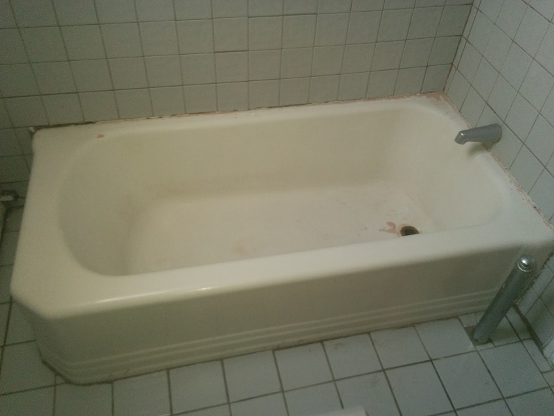 Ceramic tile floor defects: how they may be hidden?