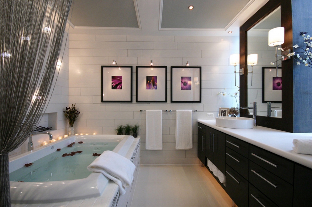 How to make your bathroom a gorgeous bathing salon: top-4 aspects