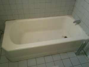 Bathtub reglazing step 1 — New York