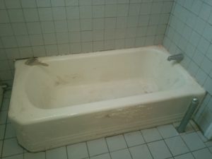 Bathtub reglazing step 3 — New York